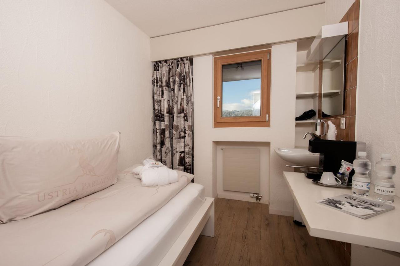 Hotel Ustria Parlatsch Trin Экстерьер фото