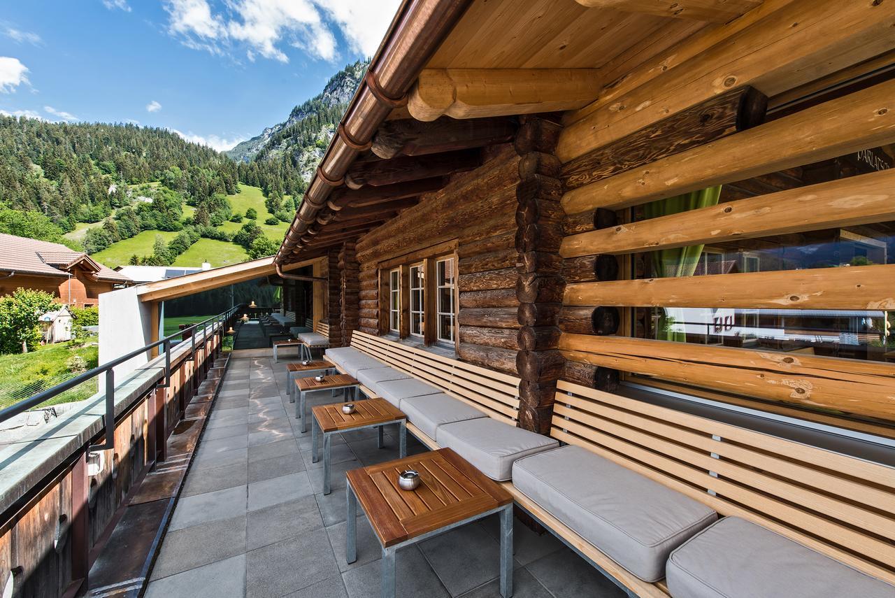 Hotel Ustria Parlatsch Trin Экстерьер фото